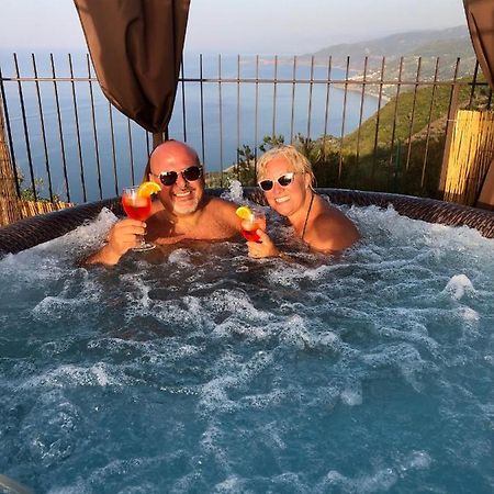 B&B Roomantic&Piscina Idromassaggio Cefalù Esterno foto